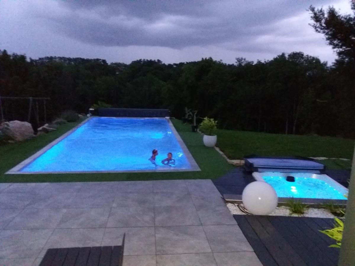 Chambres, Cuisine, Piscine, Spa, Billards, Airhockey, Nature Fillinges Exterior foto